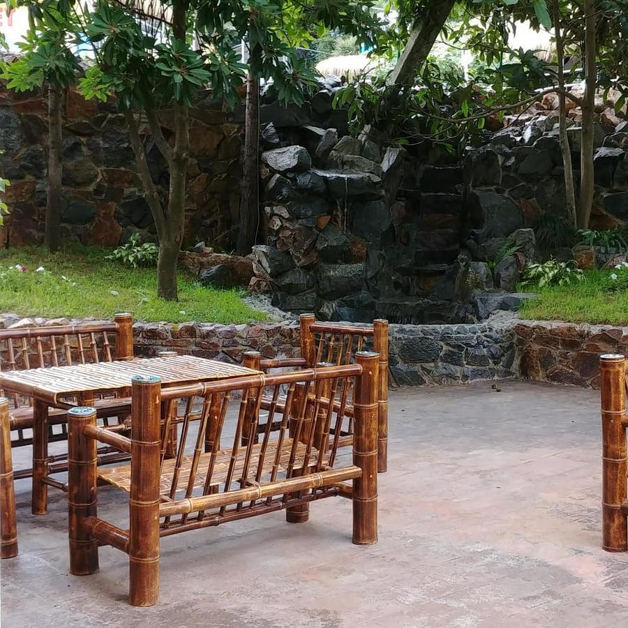 Green Hotel Kvariati Bagian luar foto