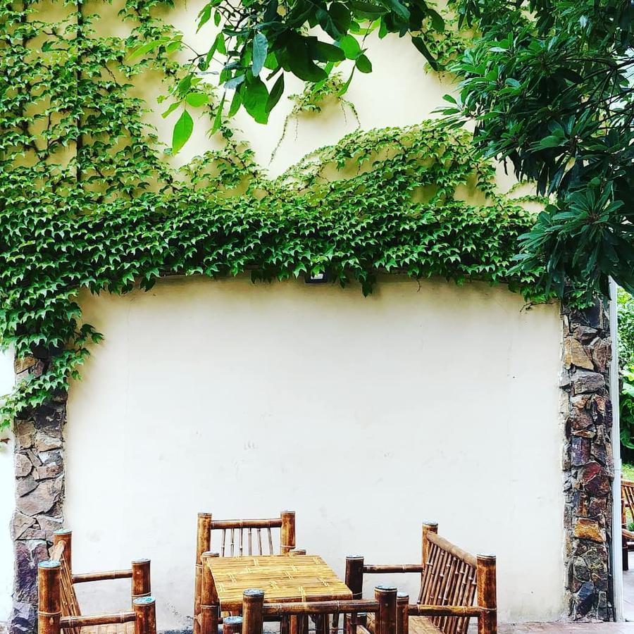 Green Hotel Kvariati Bagian luar foto